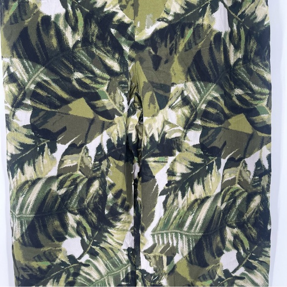 Worth New York Olive Khaki Green Palm Print Crepe De Chine (silk) Sienna Pants - Picture 4 of 12
